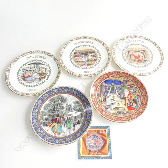 Five various Royal Worcester Christmas plates